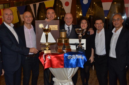 Yelken Takımımız IRC 4  sınıfında 2018 İYK Trofesi birincilik ödülünü törenle aldı.
