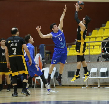 Erkek Baskebol Takımımız CBL Play-Off mücadelelerinde Yarı Finalde...