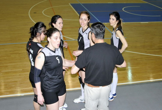 Voleybol Takımlarımız emin adımlarla ilerliyor...