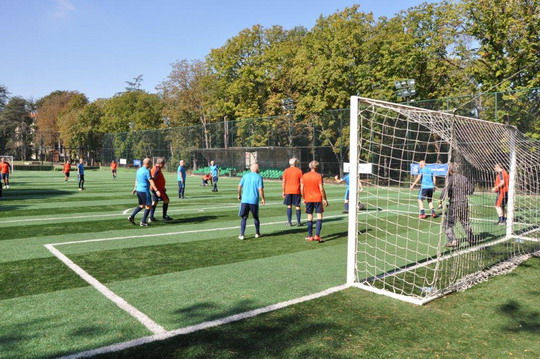 Emeklilerimiz futbol için sahadaydı!