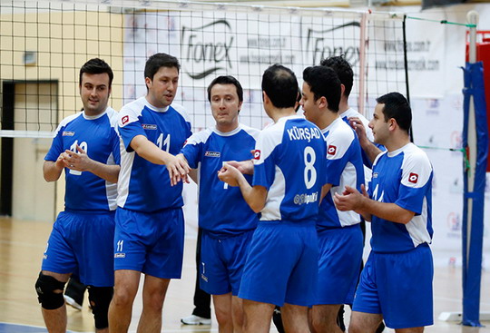“Voleybol”da çifte galibiyet...