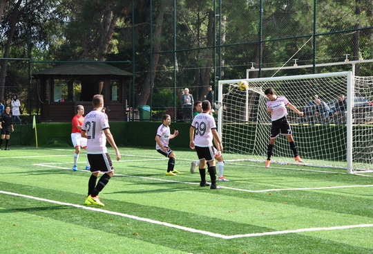Yapı Kredi 2016 Yılı İstanbul Bölge Futbol Turnuvası ilk hafta karşılaşmalarıyla başladı.