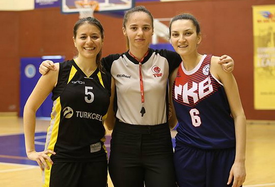 Yapı Kredi Kadın Basketbol Takımımız WCBL  grup maçlarını namağlup lider tamamladı.