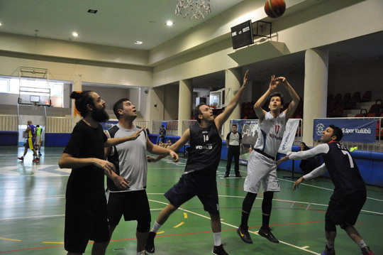 Soner Barutçuoğlu anısına düzenlenen 5. Streetball Turnuvası’nı gerçekleştirdik!