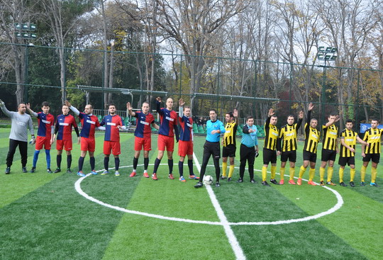 Yapı Kredi Futbol Turnuvası'nda Yarı Final haftası...