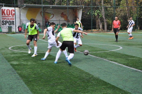 BizClub Futbol Turnuvası tüm hızıyla devam ediyor