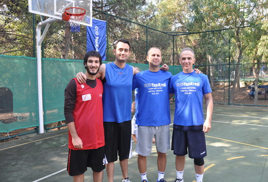 Soner Barutçuoğlu anısına düzenlenen Streetball Turnuvası sona erdi...