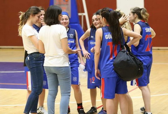 WCBL'de mücadele kıyasıya devam ediyor!