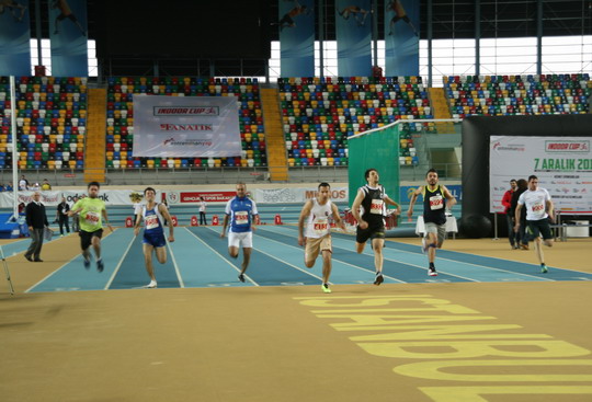 Atletlerimiz Indoor Cup 2 yarışlarındaydı...
