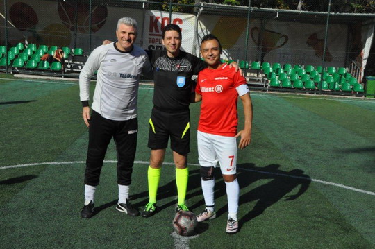 2019 Yılı BizClub İstanbul Futbol Turnuvası’nda Çeyrek Final karşılaşmaları geçtiğimiz hafta sonu Cumartesi  ve Pazar günü oynanan maçlarla tamamlandı.