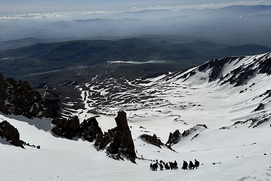 Dağcılık sporcumuz Erciyes Dağı zirve tırmanışını başarıyla tamamladı.
