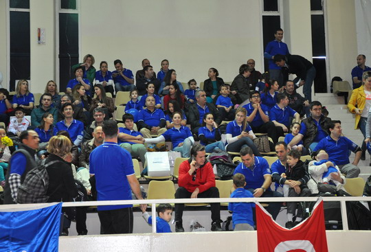 Yapı Kredi Bölge Spor Şenliği’nin 13'üncüsü İzmir'deydi...
