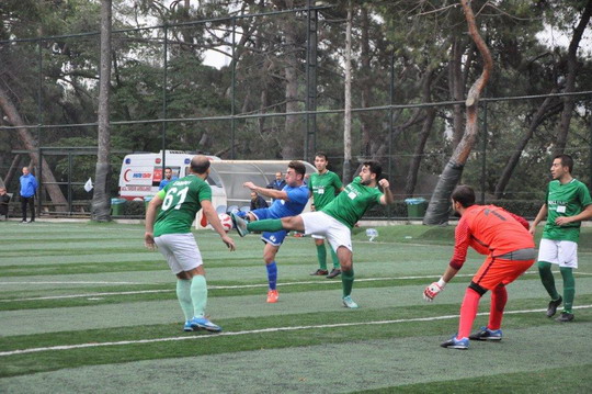 Futbol turnuvasında YKB CUP ve YKB LİG İkinci tur heyecanı başladı.