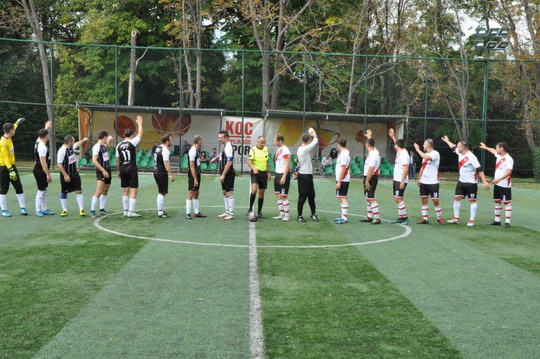 BizClub Futbol Turnuvasında ilk aşama grupları tamamlandı.