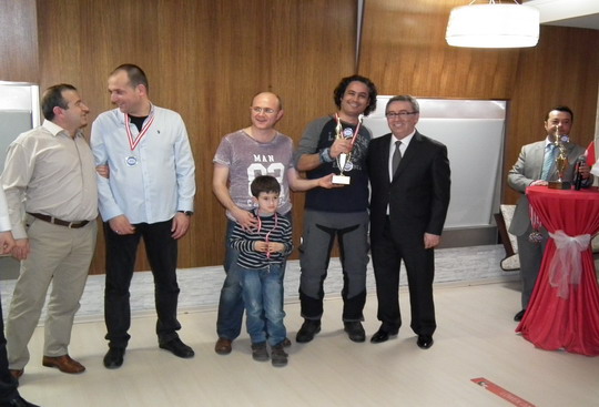 Basisen Sendikası İzmir Şubesi Bowling Turnuvası tamamlandı...