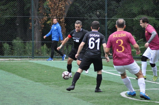 Futbol Turnuvasında ilk gurup maçlarının son haftasına giriyoruz.