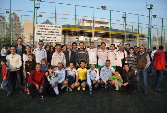 Basisen Futbol Turnuvası'nın Şampiyonu Yapı Kredi Bölge Takımımız oldu!