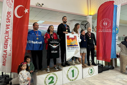 Datça Kış Yüzme Maratonu Soğuk Ege Denizi Sularında Gerçekleşti...