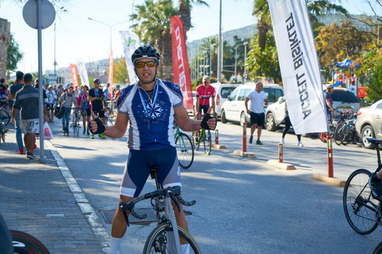 Bisikletçilerimizin Veloturk Gran Fondo Çeşme Yarışları.