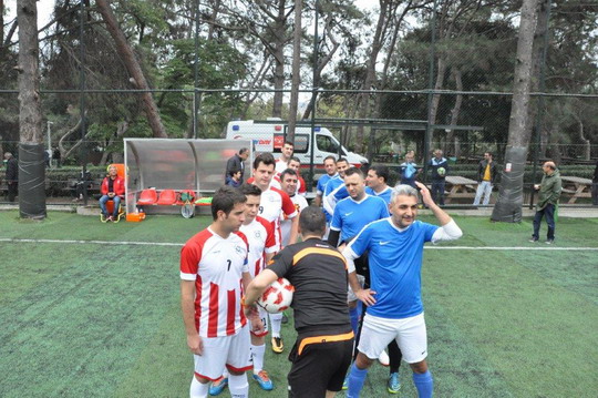 Futbol turnuvasında YKB CUP ve YKB LİG İkinci tur heyecanı başladı.