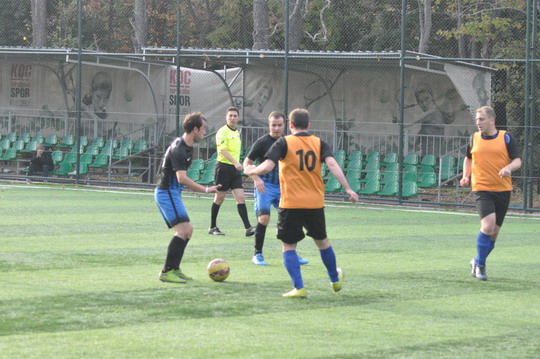 Futbol Turnuvası’nda finallere gidecek takımlar netleşmeye başladı...