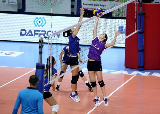 Kadın Voleybol Takımımız Bir Kez Daha Şampiyon...