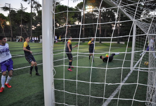 Yapı Kredi 2016 Yılı İstanbul Bölge Futbol Turnuvası ilk hafta karşılaşmalarıyla başladı.