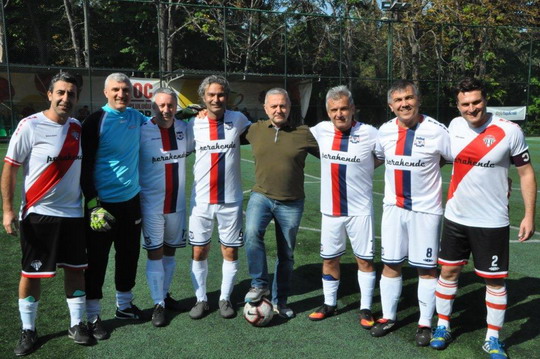 BizClub Futbol Turnuvasında 7. hafta maçları tamamlanırken “Bölgelerarası Cumhuriyet Kupası”  başlıyor.