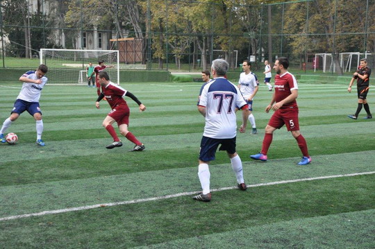 Futbol turnuvasında İlk tur karşılaşmaları tamamlandı.