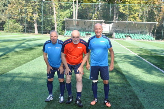 Emeklilerimiz futbol için sahadaydı!