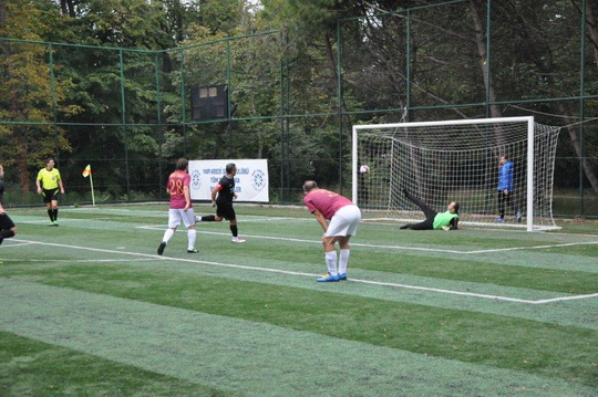 Futbol Turnuvasında ilk gurup maçlarının son haftasına giriyoruz.