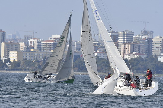 Şampiyonluğa yelken açtık.