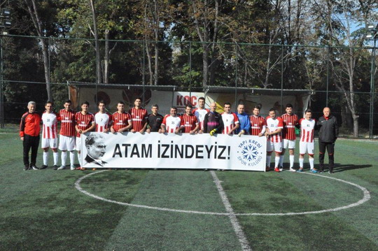 Futbol turnuvasında heyecan devam ediyor.