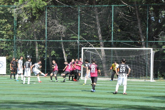 Futbol turnuvasında İlk tur karşılaşmaları tamamlandı.