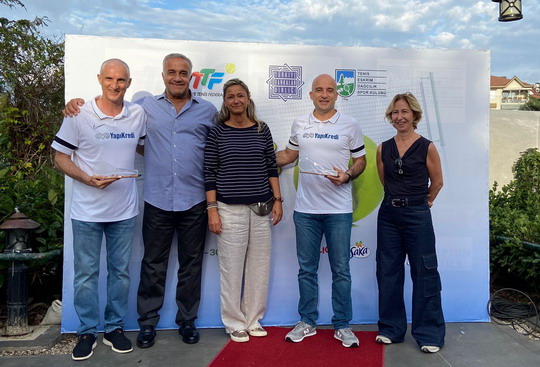 Bankacılar tenis turnuvası sona erdi.