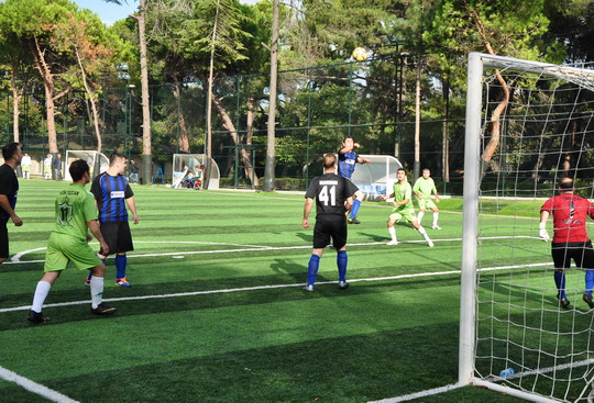 Yapı Kredi 2016 Yılı İstanbul Bölge Futbol Turnuvası ilk hafta karşılaşmalarıyla başladı.