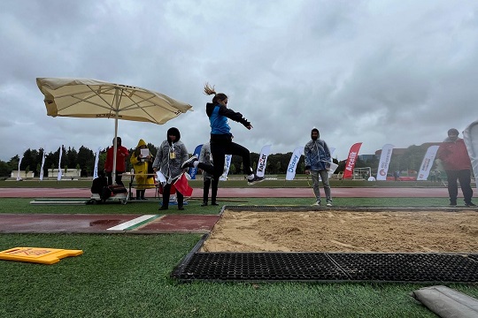 Atletizm takımımız puanlı atletizm yarışlarında üçüncü oldu.