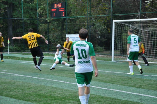 BizClub Futbol Turnuvasında ilk aşama grupları tamamlandı.