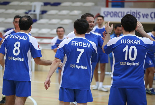 Erkek Voleybol Takımımız bu hafta rakibini devirdi....