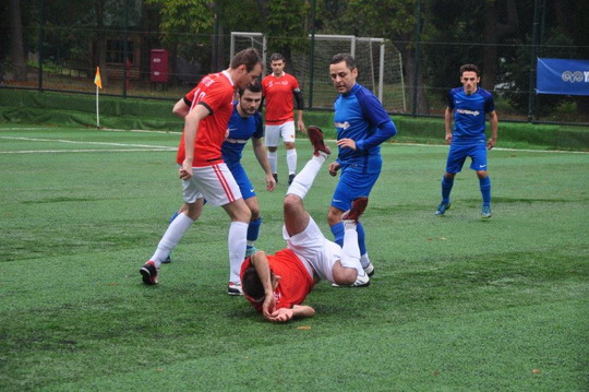 Futbol Turnuvası dördüncü hafta maçlarında rekabet kızışıyor...