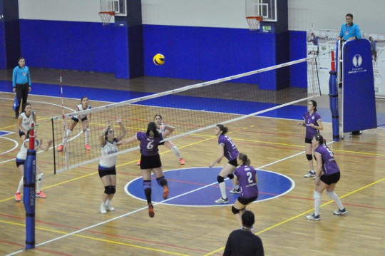 Voleybol Takımımız Şampiyonluk için sahaya çıkıyor...