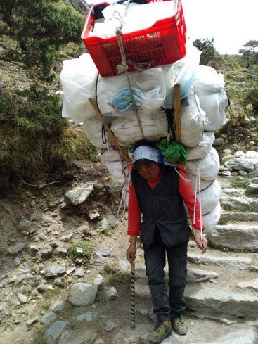 Yakut ekibimizden Kadir Özkaya’nın Everest Base Camp yürüyüşü