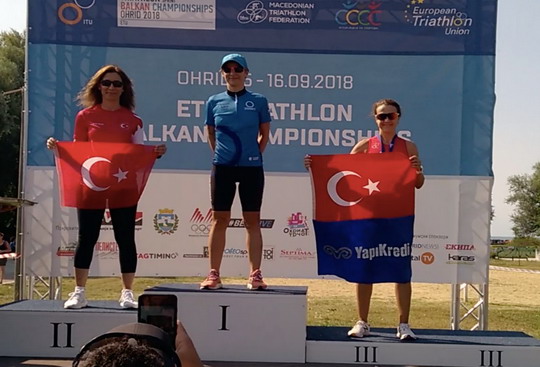 Balkan Şampiyonasında bir Yapı Kredi’li, Günce Topal.