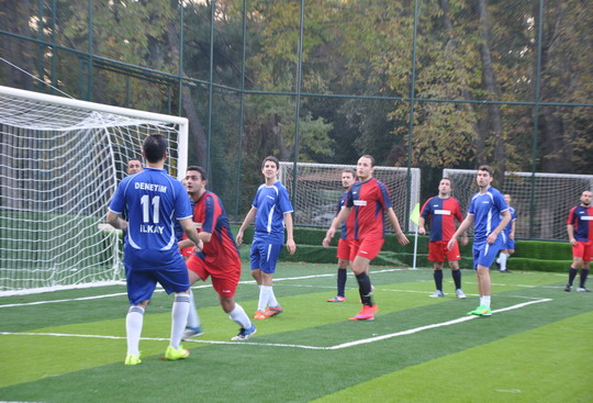 Yapı Kredi Futbol turnuvasında ikinci tur ilk maçları tamamlandı.