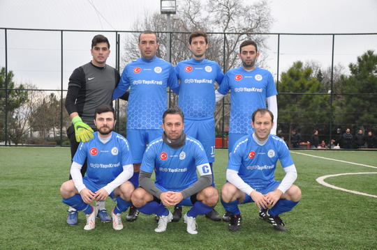 BASİSEN İstanbul Futbol Turnuvası’nda Yapı Kredi Takımlarımız FİNALDE.....  ŞAMPİ... YAPI KREDİ...