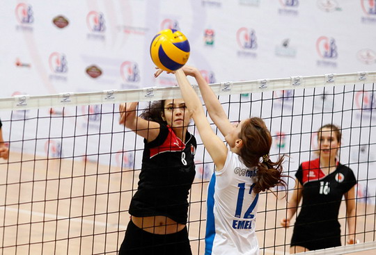 Sultanlarımız Final'de...