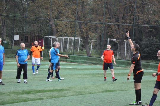 Futbol turnuvasında YKB CUP ve YKB LİG İkinci tur heyecanı başladı.