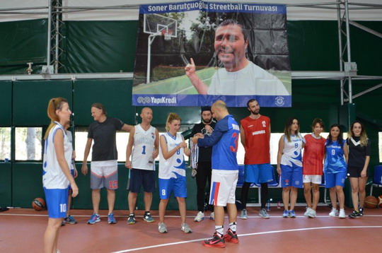 Soner Barutçuoğlu'nu Streetball Turnuvası ile andık.