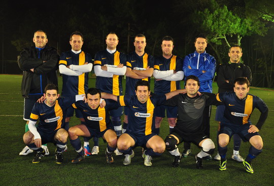 Futbol Turnuvası’nda Bilişim Teknolojileri ve Operasyon Yönetimi takımları finalde!