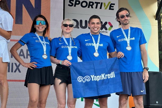 Yüzme takımı sporcularımız Marmaris AquaChallenge yüzme yarışlarından toplam 17 madalya ile döndü!